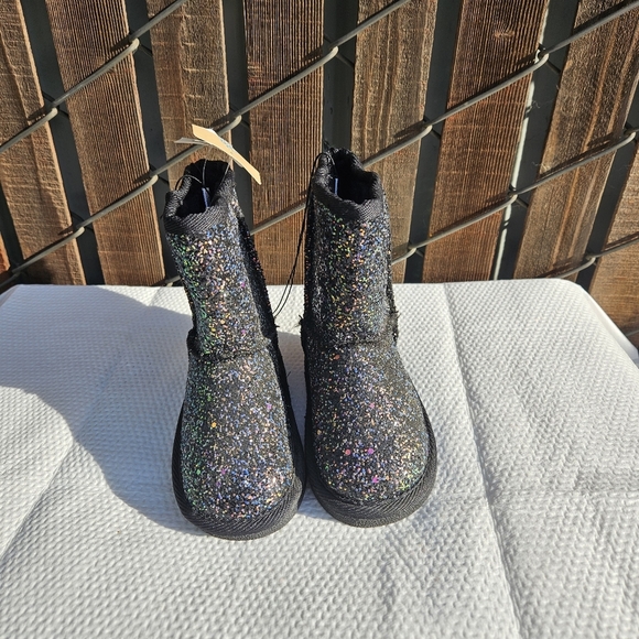 Leather Boots for Girls Size 6 Medium - Picture 3 of 15